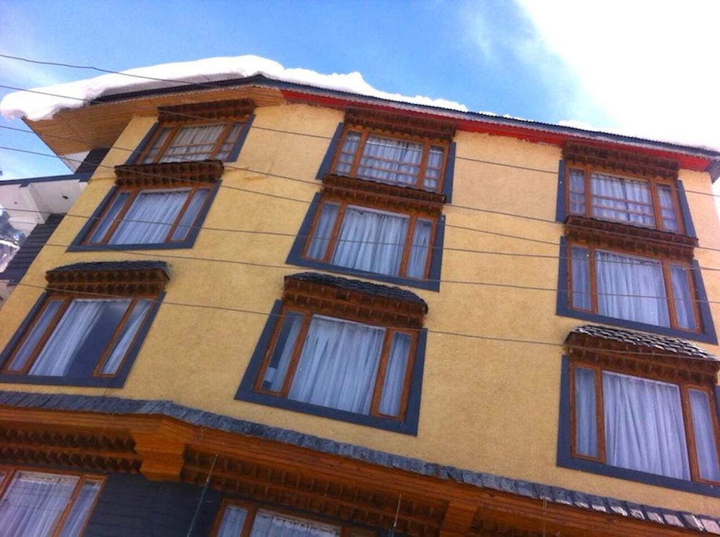 Swiss Wood Hotel Manāli Dış mekan fotoğraf